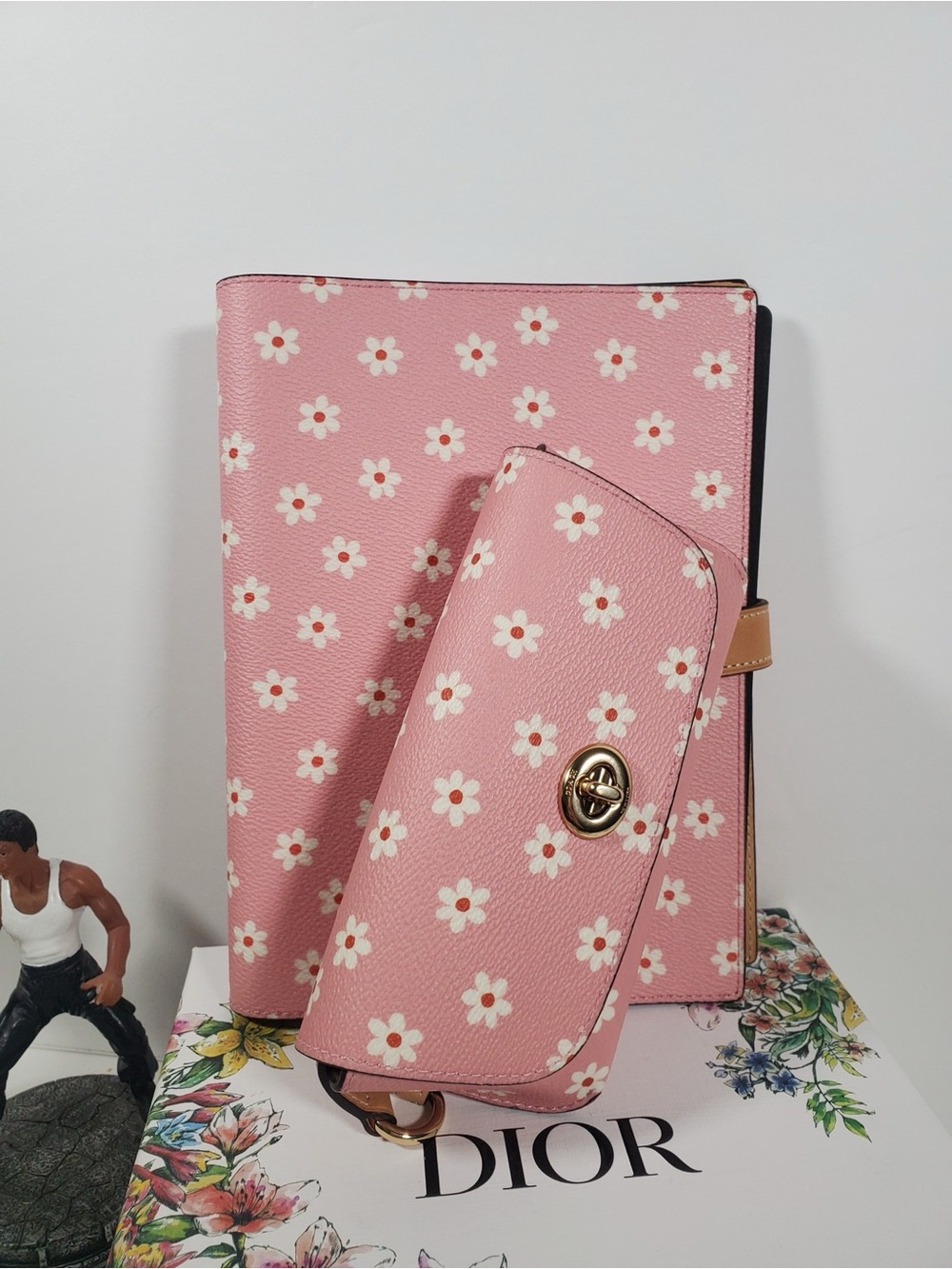 Bundle‼️Coach Notebook Floral Print CFA42 & Sunglass Case CFA48 Floral Print